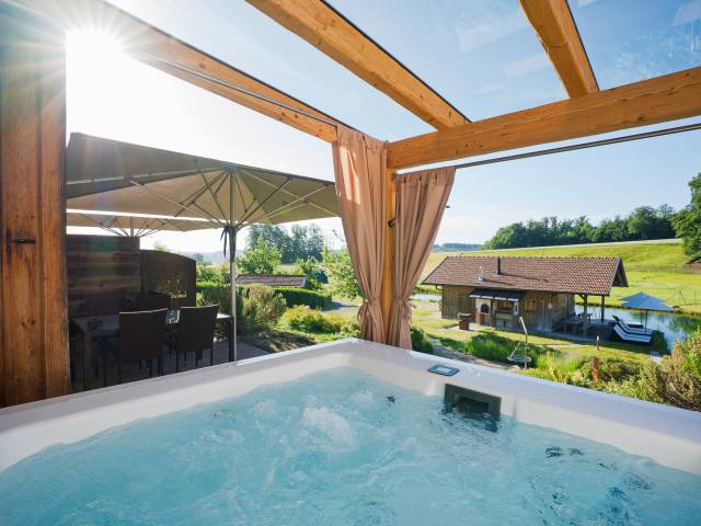Ferienwohnung mit Balkon und Whirlpool am Staller Ferienhof
